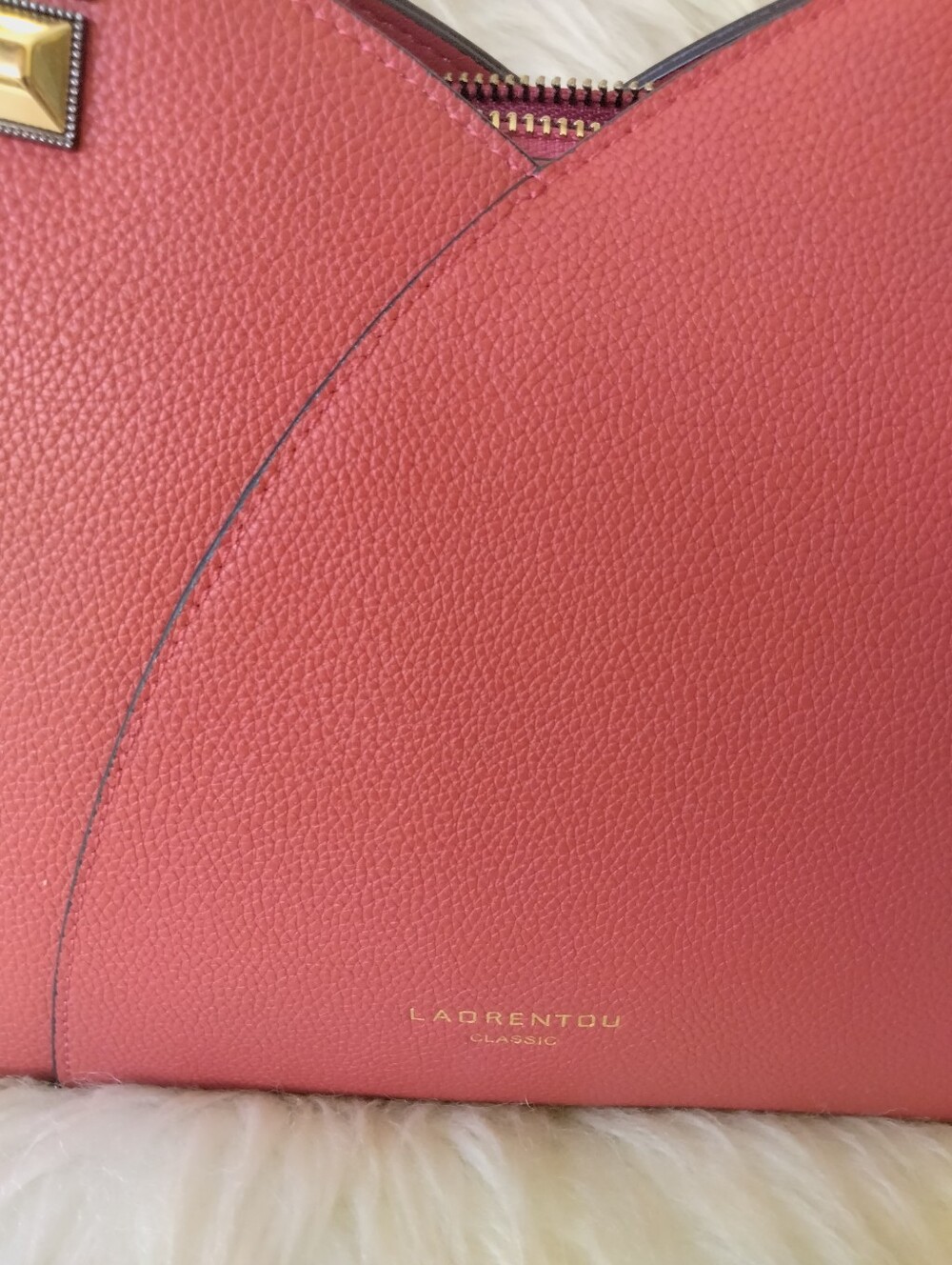 Red Structured Tote Bag - Picture 2 of 9